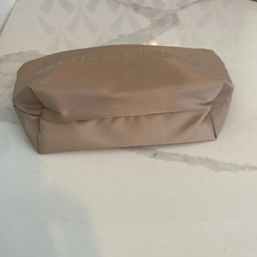 Burberry Pouch Cosmetics Bag / Makeup Organizer Case - GWP